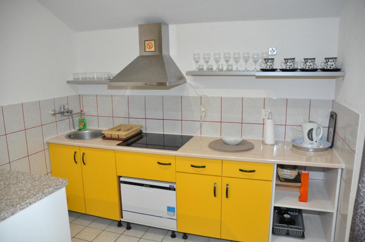 Apartmani Mia โตรกีร์ ภายนอก รูปภาพ